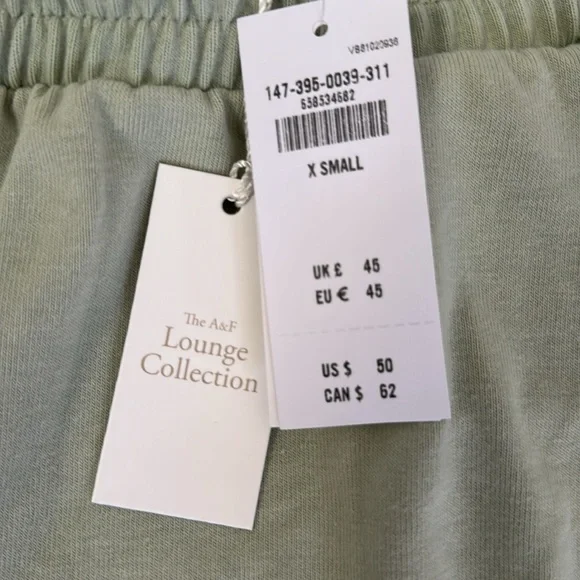 Abercrombie & Fitch Cozy Cloud Knit
Wide Leg Pant size XS brand new - Picture 3 of 3